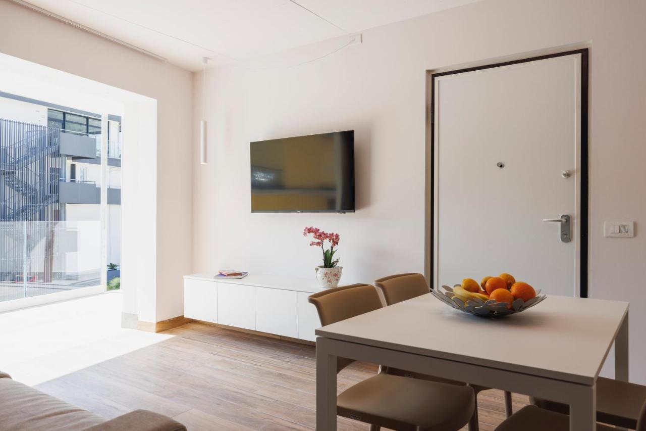 Lake Side Suites 리바 델 이탈리아 베로나 외부 사진